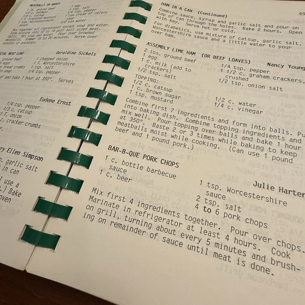 Greenfield Business Women Cookbook Iowa Recipes 1988 Vintage